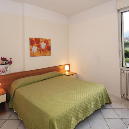 Green Village Accommodations Colico Bagian luar foto