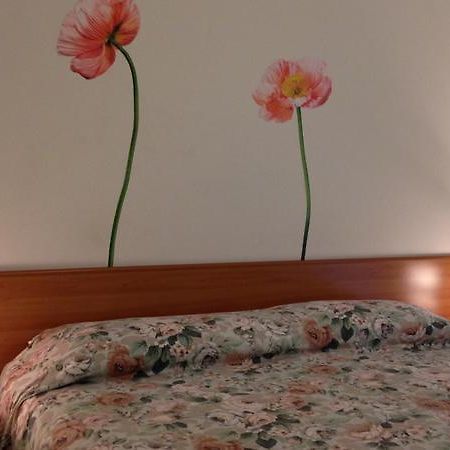 Green Village Accommodations Colico Bagian luar foto