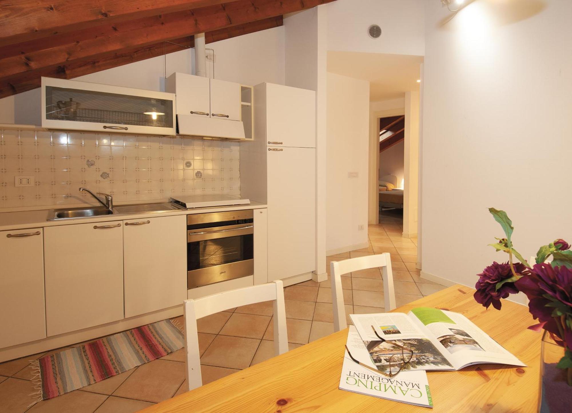 Green Village Accommodations Colico Bagian luar foto
